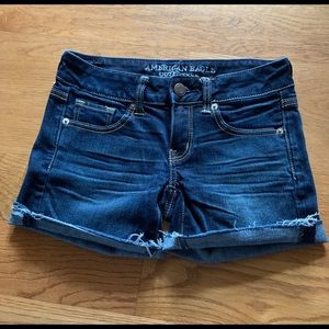 American Eagle Size 2 Jean Shorts